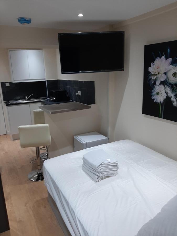 Eastgate Guest house *